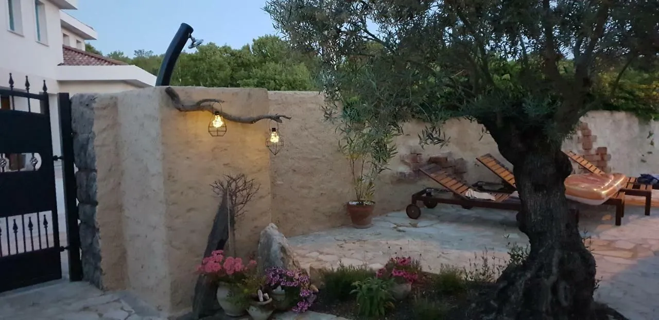Holiday Home Olea Malinska