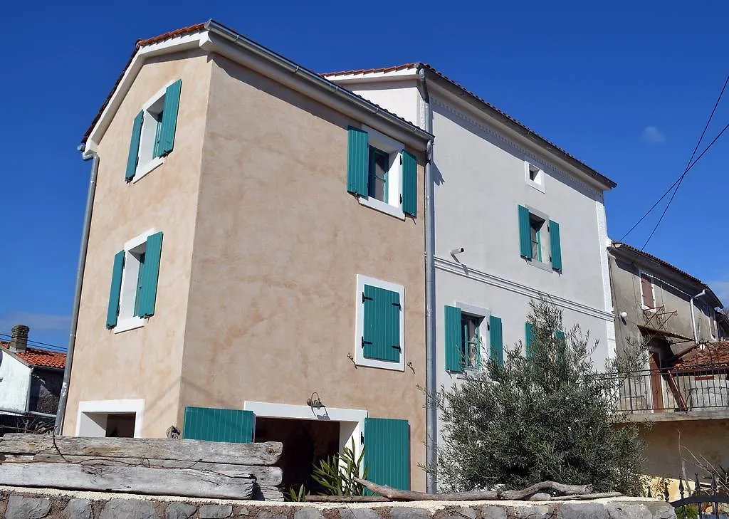 Holiday Home Olea Malinska Kroatien